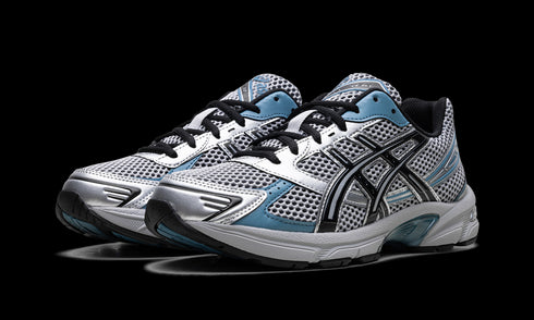 Gel-1130 "Black Blue Silver"